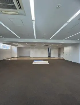 アトム麹町タワーの外観