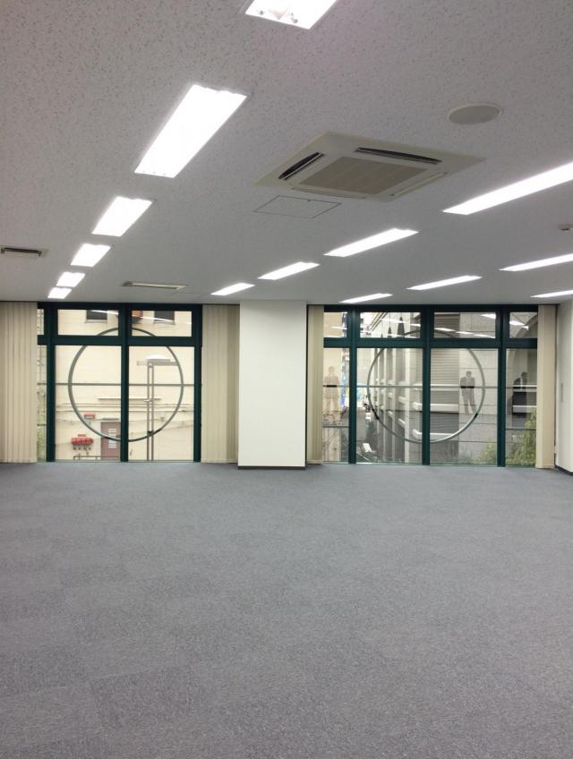 東京都港区東新橋