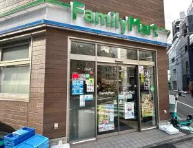 ファミリーマート