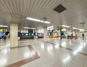 市ヶ谷駅（都営新宿線）