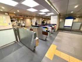 日本橋駅（東京メトロ銀座線・東西線・都営浅草線）