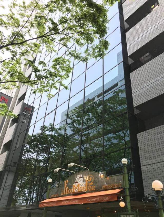 SD12(旧:日総第12)ビルの外観写真