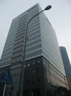 EPIC TOWER SHIN YOKOHAMA(旧:新横浜ビジネスタワー)ビルの外観写真