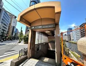 B4出入口から地上に出る