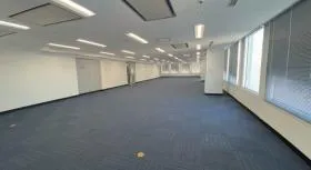 松戸ビルの外観