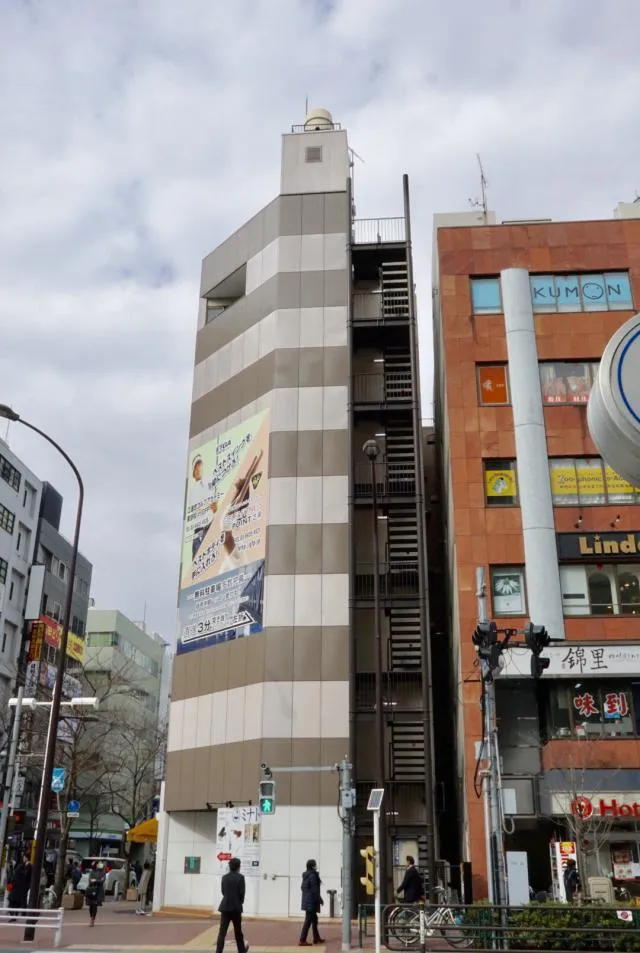 根本ビルの外観写真