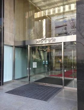 日本企業会館ビルの外観