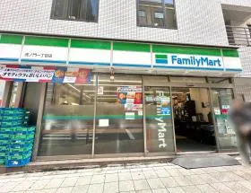 ファミリーマート