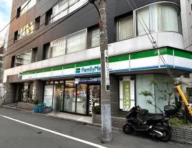 ファミリーマート