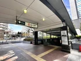 A9出入口から地上に出る