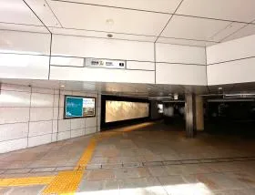 出入口3