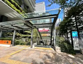 出入口3（地上）