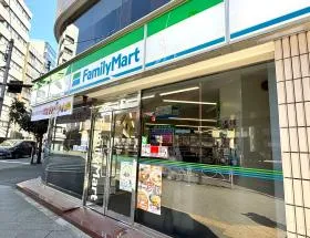 ファミリーマート