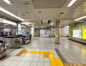 小伝馬町駅(東京メトロ日比谷線)