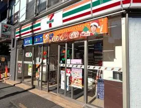 セブンイレブン