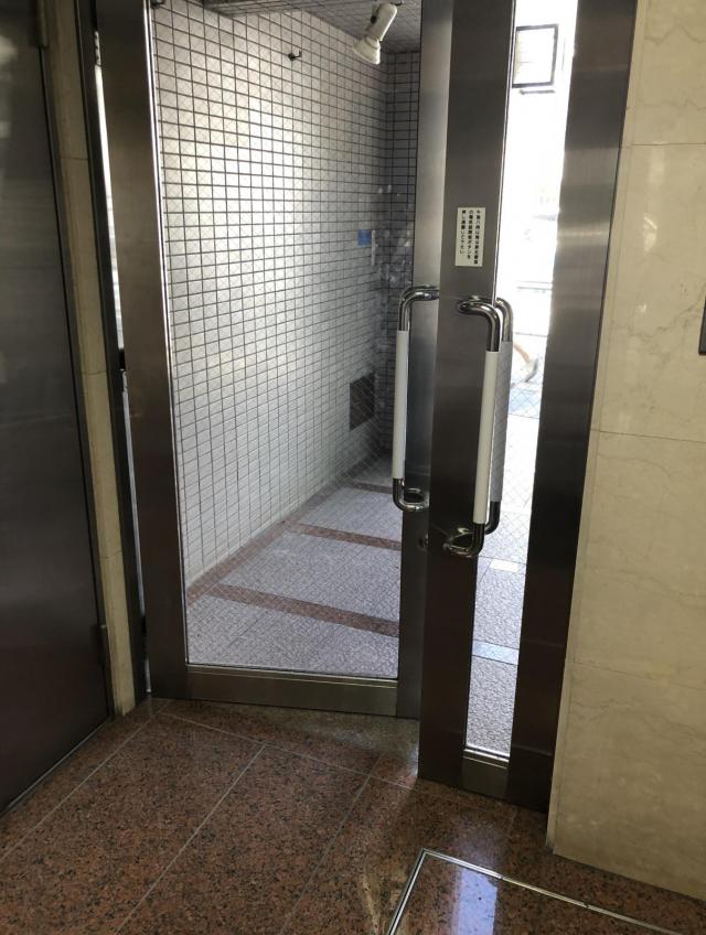 東京都新宿区西早稲田