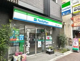 ファミリーマート