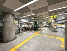 都営大江戸線「都庁前駅」