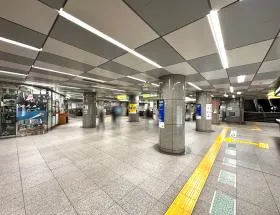 都営大江戸線「都庁前駅」