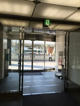 NMF川崎東口ビルの外観