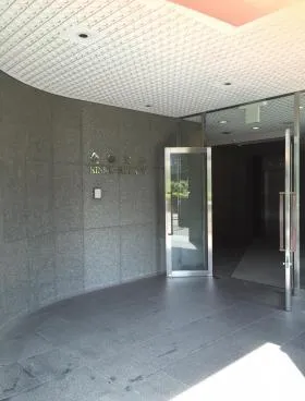 COLOR・US銀座東(旧金鵄ビル)の外観