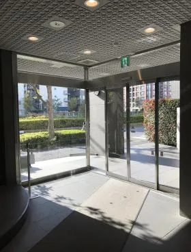 COLOR・US銀座東(旧金鵄ビル)の外観