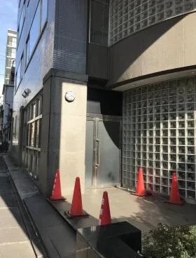 COLOR・US銀座東(旧金鵄ビル)の外観