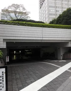 チュリス赤坂の外観