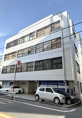新代々木ビルの外観
