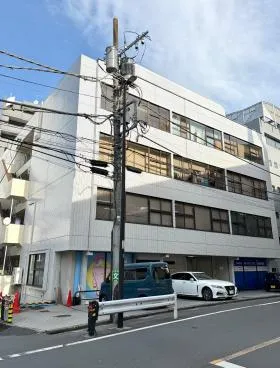 新代々木ビルの外観