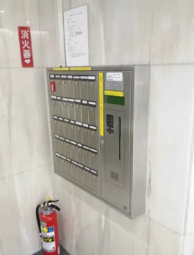 横浜金港町ビルの外観