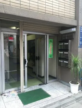 アサヒビルの外観