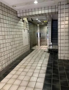 元宮ビルの外観