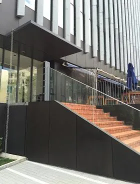 アイオス永田町ビルの外観