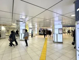 新宿三丁目駅