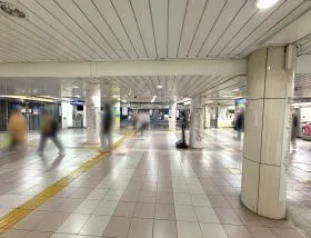 赤坂見附駅（東京メトロ丸ノ内線・銀座線）