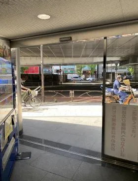 THE CROSS SHIBUYA(旧:MAC渋谷)ビルの外観