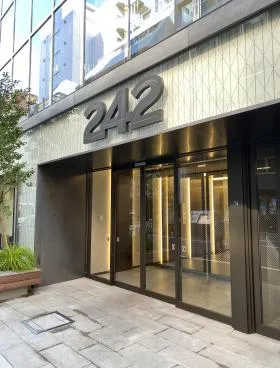 ACN築地242ビルの外観