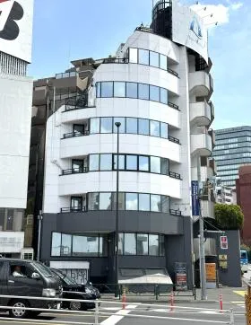 青葉台四丁目ビルの外観