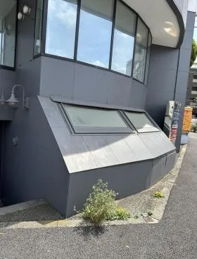 青葉台四丁目ビルの外観