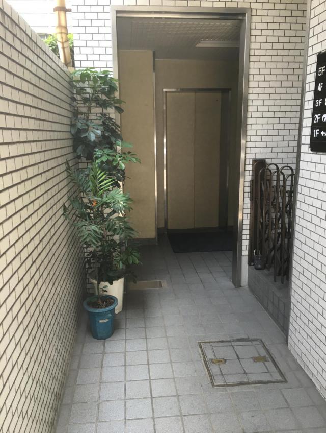 東京都千代田区神田三崎町