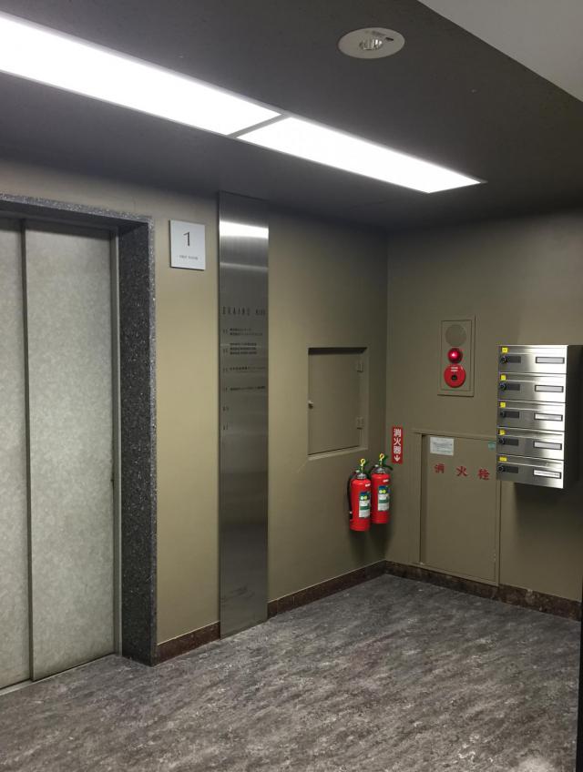 東京都中央区日本橋蛎殻町