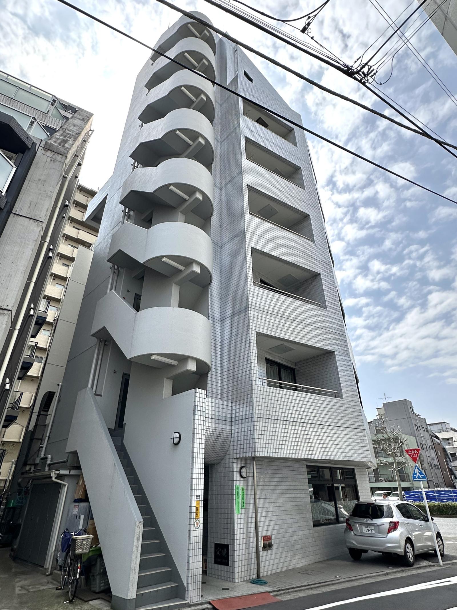 東京都新宿区早稲田鶴巻町