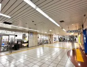 新富町駅