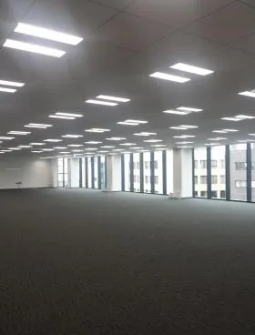 PMO日本橋江戸通の外観