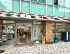 セブンイレブン