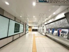 青山一丁目駅