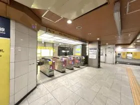 青山一丁目駅