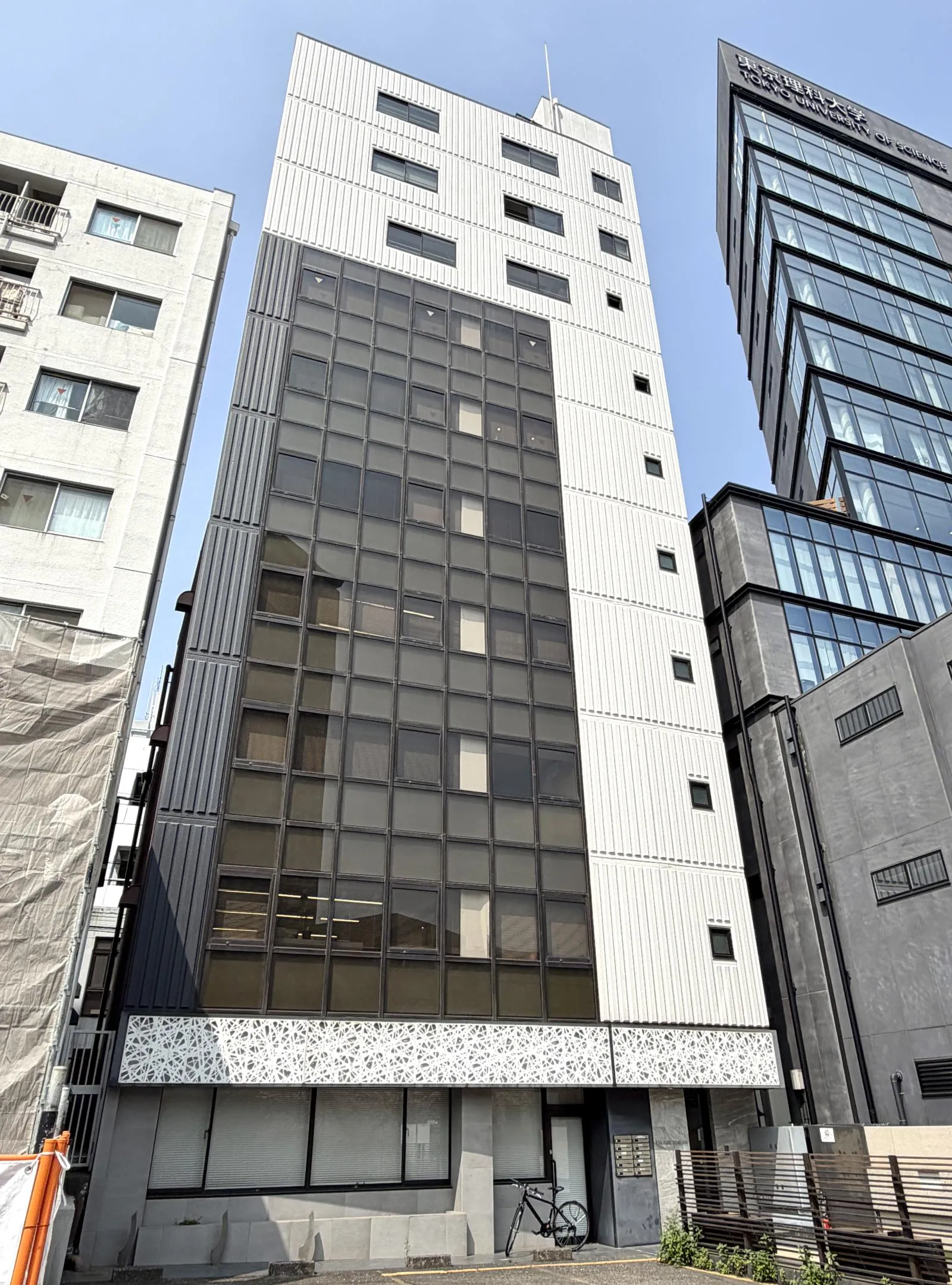 THE GATE ICHIGAYA(旧:新見附)の外観写真