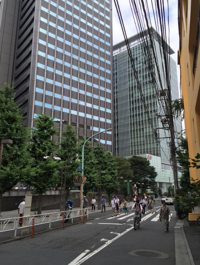 東京都渋谷区代々木2